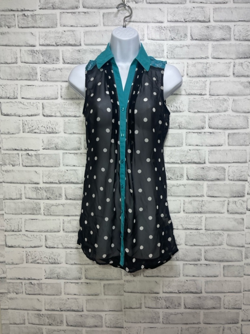 Candies Sheer Black White Polka Dot Teal Crochet Pleated Sleeveless Button Up XS